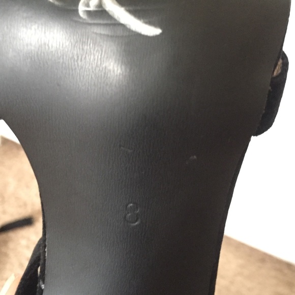 Like new Black lace-up Heels - Picture 7 of 8